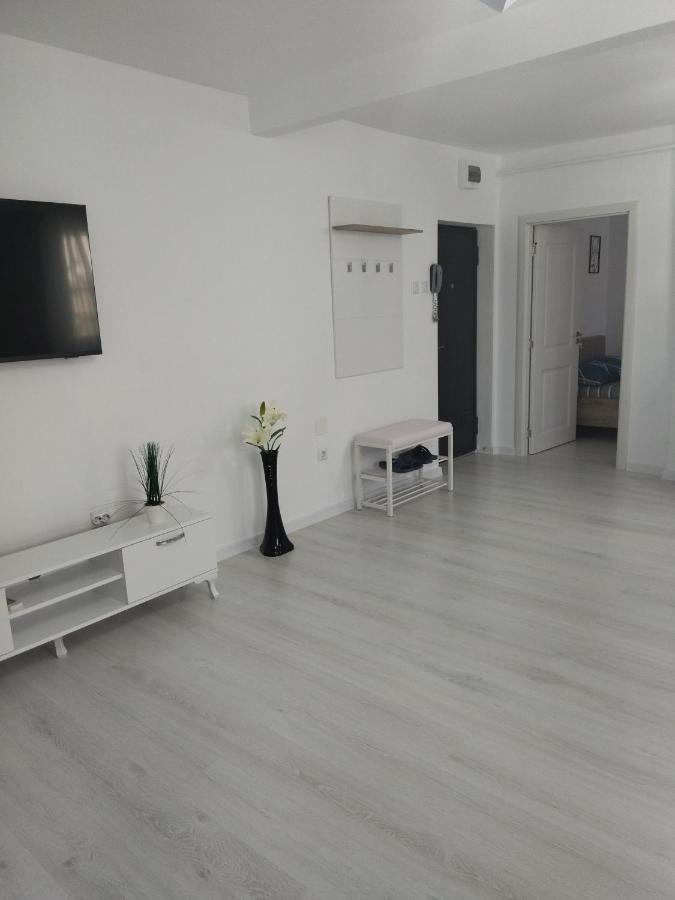 Apartament Max. Confort Tulcea Exterior photo